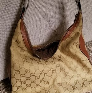 GUCCI HANDBAG